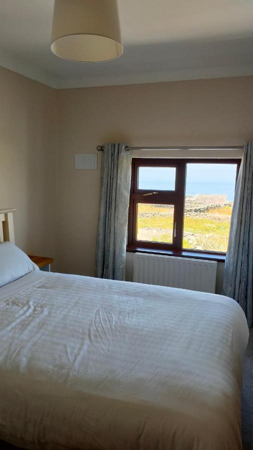 Lios Einne House Accommodation Inisheer Exterior foto